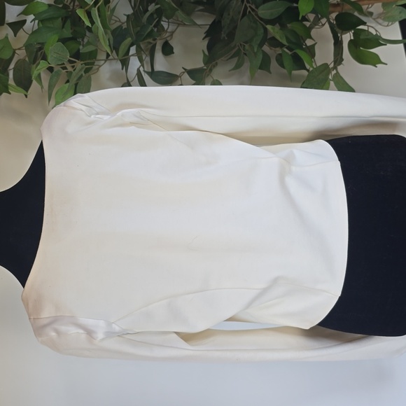 Akira Elegant Cream Satin Women's Jacket - Picture 3 of 8